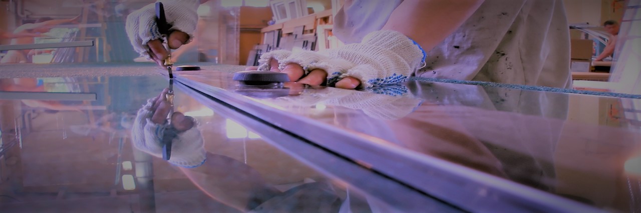 Slider, Glass Cutting Service in Pimlico, SW1